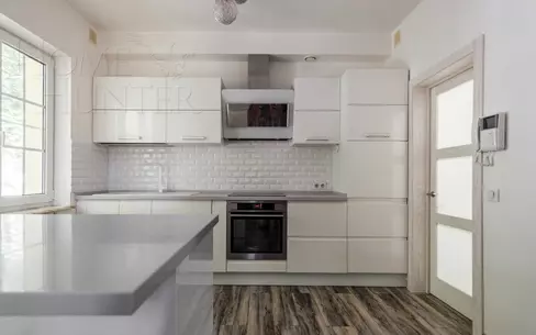 2-этажный коттедж 282.7 м² с отделкой