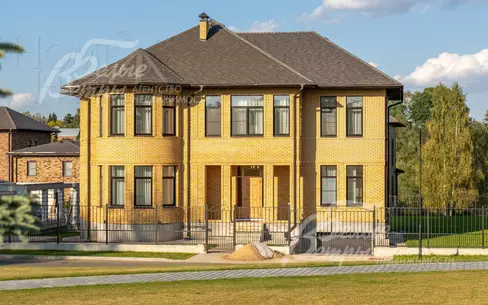 2-этажный коттедж 542 м² с отделкой