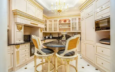 КОТТЕДЖ 800 м² с отделкой
