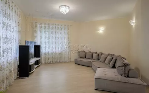3-этажный коттедж 489 м² с отделкой