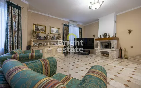 3-этажный коттедж 800 м² с отделкой