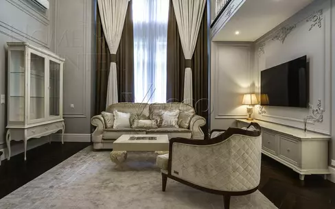 2-этажный коттедж 350 м² с отделкой