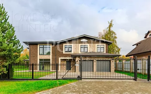 2-этажный коттедж 484.1 м² с отделкой