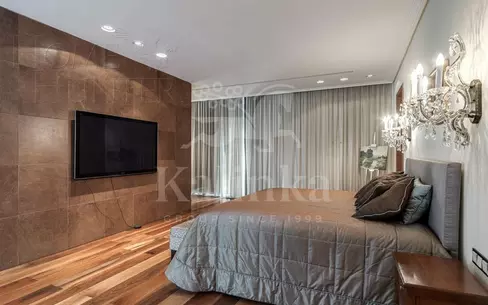 2-этажный коттедж 1 360 м² с отделкой