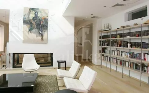 2-этажный коттедж 1 035 м² с отделкой