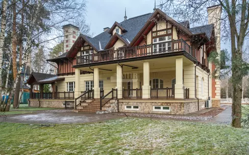 2-этажный коттедж 1 200 м² с отделкой