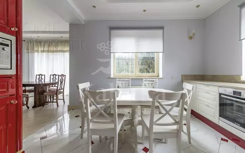2-этажный коттедж 350 м² с отделкой