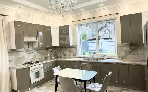 2-этажный коттедж 230 м² с отделкой