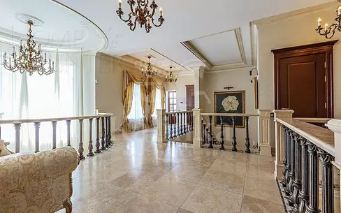 2-этажный коттедж 1 500 м² с отделкой