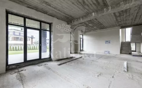 2-этажный коттедж 460 м² без отделки
