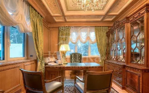 2-этажный коттедж 1 615 м² с отделкой