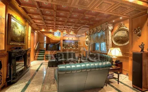 2-этажный коттедж 1 615 м² с отделкой