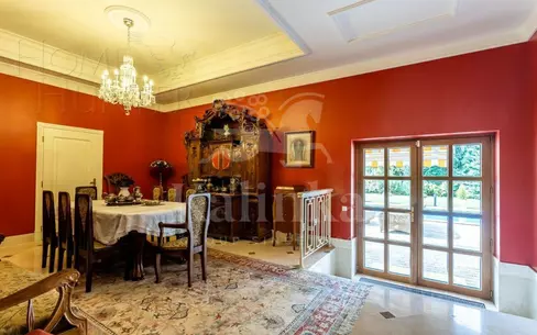 3-этажный коттедж 750 м² с отделкой