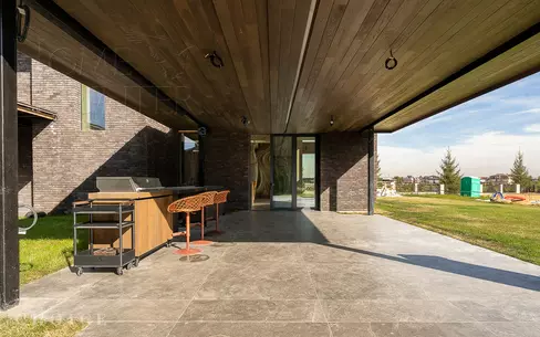 2-этажный коттедж 389 м² с отделкой