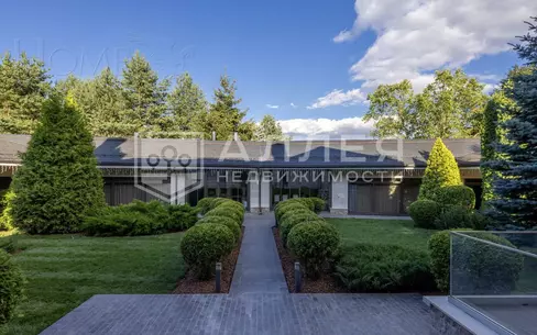 2-этажный коттедж 1 200 м² с отделкой