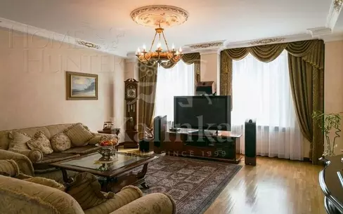 2-этажный коттедж 1 107 м² с отделкой
