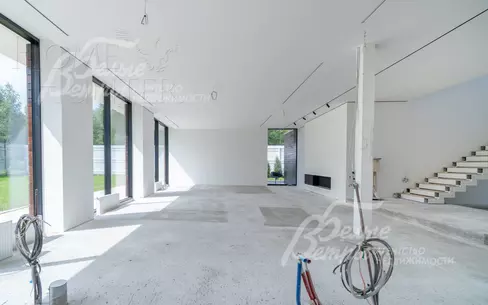 2-этажный коттедж 650 м² без отделки