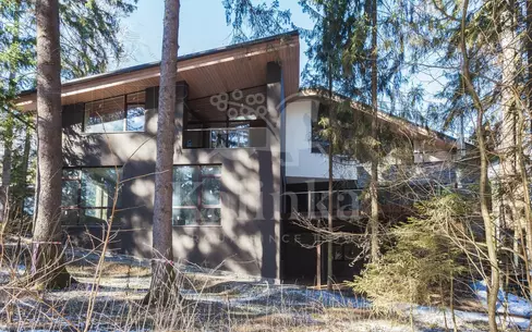 2-этажный коттедж 760 м² без отделки