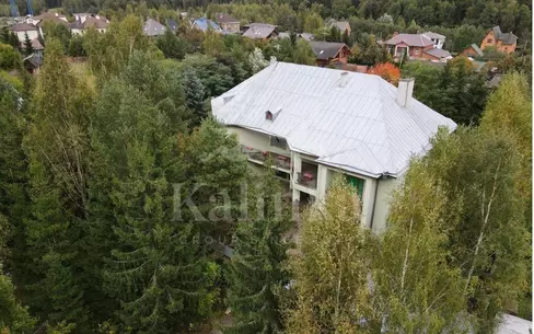 2-этажный коттедж 650 м² без отделки
