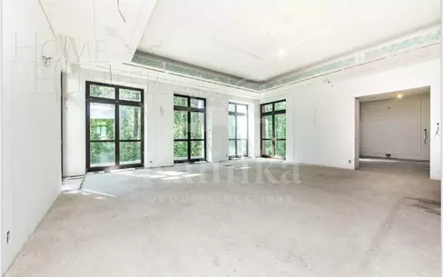 2-этажный коттедж 1 350 м² без отделки