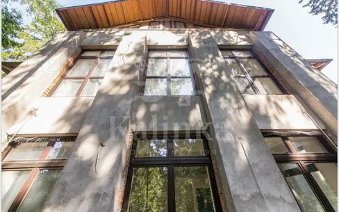 2-этажный коттедж 1 350 м² без отделки