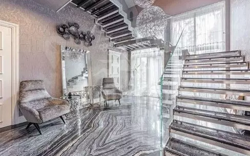 2-этажный коттедж 720 м² с отделкой