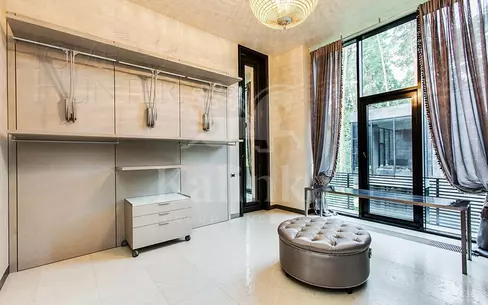 2-этажный коттедж 580 м² с отделкой