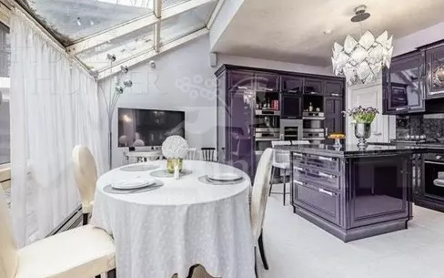 2-этажный коттедж 720 м² с отделкой