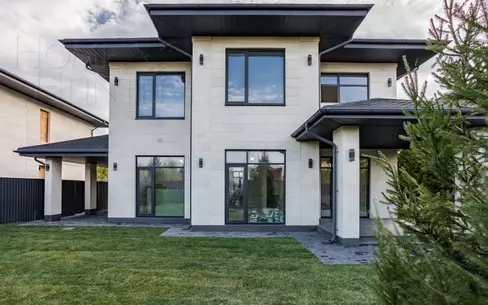 2-этажный коттедж 250 м² без отделки