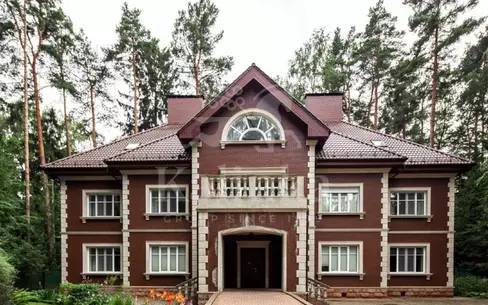 2-этажный коттедж 850 м² с отделкой