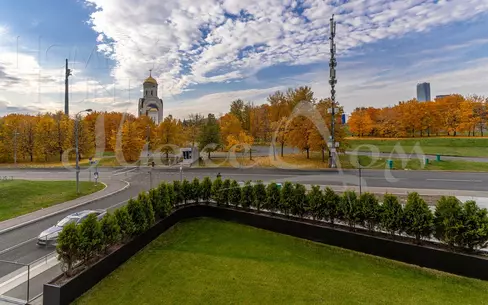 4-КОМН. КВАРТИРА С ОТДЕЛКОЙ 182 М² НА 2 ЭТАЖЕ