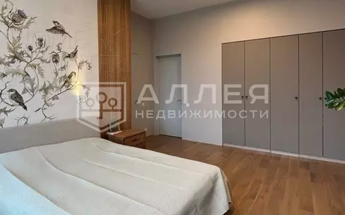 2-этажный коттедж 350 м² с отделкой