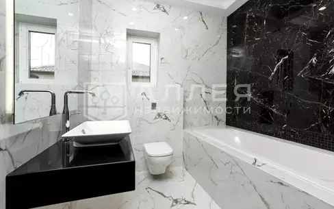 2-этажный коттедж 240 м² с отделкой