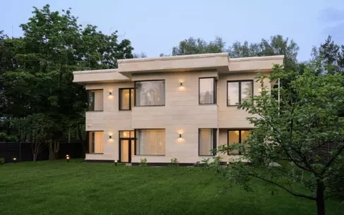 2-этажный коттедж 350 м² с отделкой