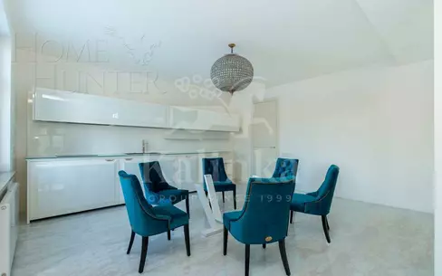 3-этажный коттедж 700 м² с отделкой