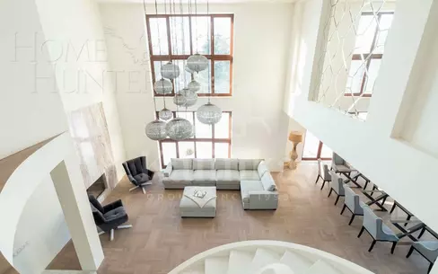 3-этажный коттедж 700 м² с отделкой