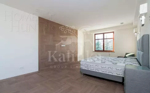 3-этажный коттедж 700 м² с отделкой