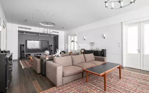 8-КОМН. КВАРТИРА С ОТДЕЛКОЙ 514.1 М² НА 8 ЭТАЖЕ