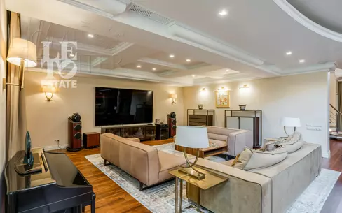 2-этажный коттедж 760 м² с отделкой