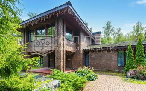 2-этажный коттедж 450 м² с отделкой