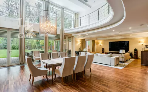 2-этажный коттедж 760 м² с отделкой