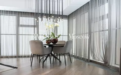 4-комн. кв., 202 м², 53/75 этаж