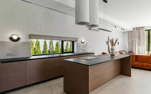 2-этажный коттедж 348 м² с отделкой