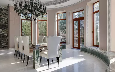 2-этажный коттедж 1 200 м² с отделкой