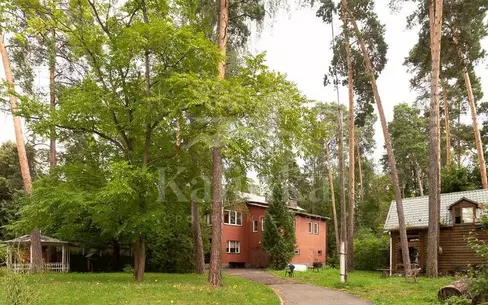 2-этажный коттедж 300 м² без отделки