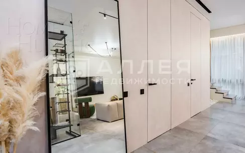 3-этажный таунхаус 240 м² с отделкой