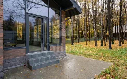 2-этажный коттедж 300 м² без отделки