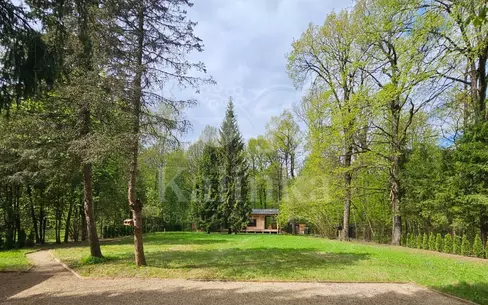 Участок 19.61 сот. в охраняемом поселке