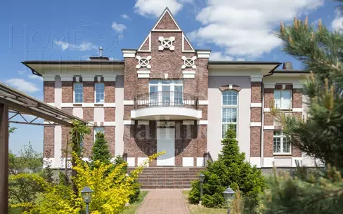 2-этажный коттедж 343.5 м² с отделкой
