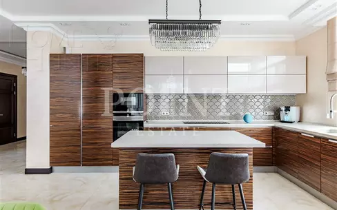 2-этажный коттедж 630 м² с отделкой